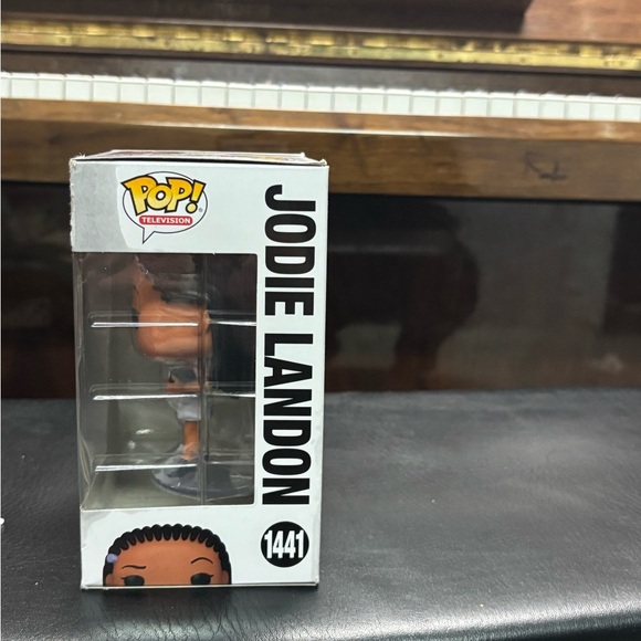 Funko Pop Television Daria - Jodie Landon - MTV Vinyl Figure # 1441 *box Damaged - Picture 4 of 5